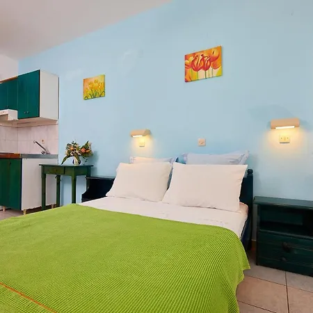 Hotel Glaros 2*